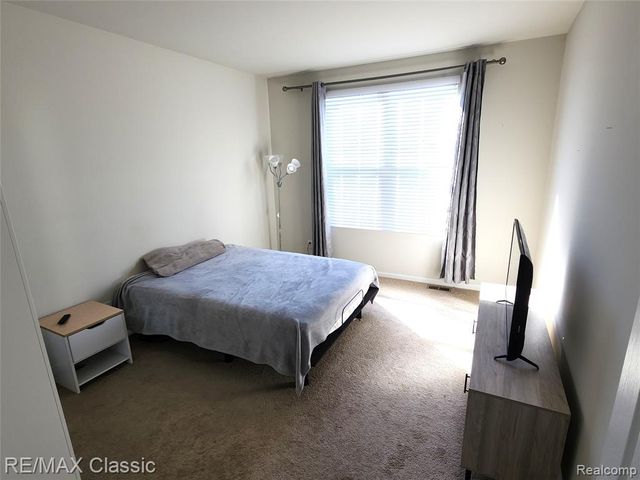 5887 Northford, Canton, MI 48187