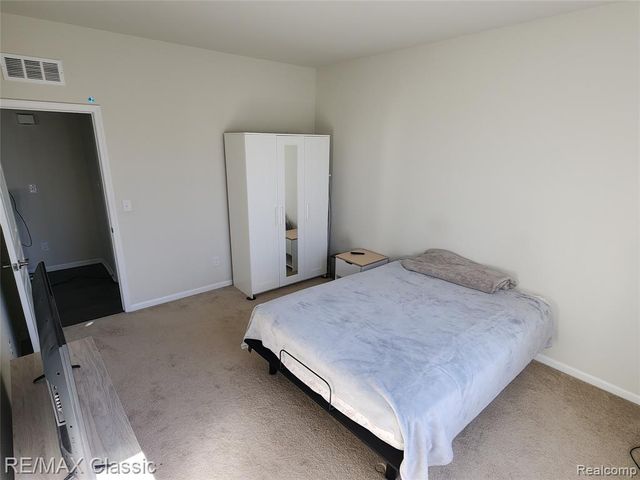 5887 Northford, Canton, MI 48187