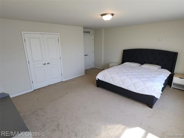 5887 Northford, Canton, MI 48187