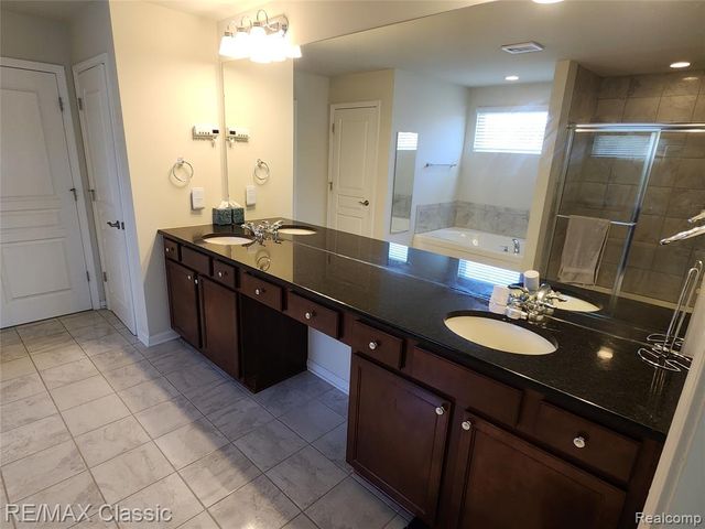 5887 Northford, Canton, MI 48187