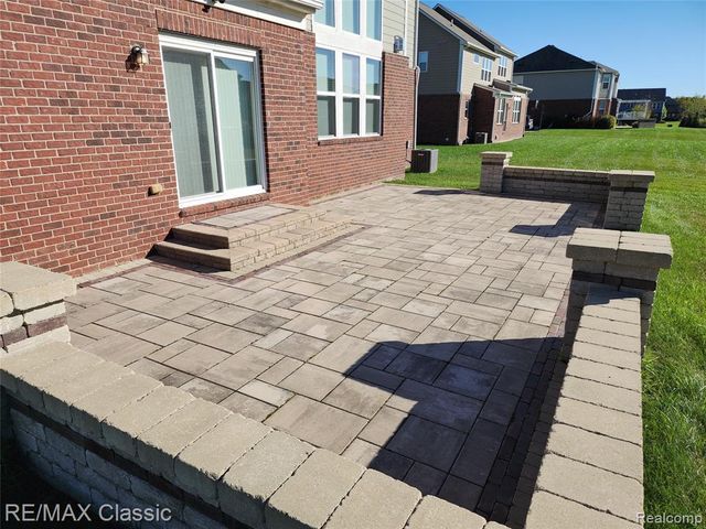 5887 Northford, Canton, MI 48187