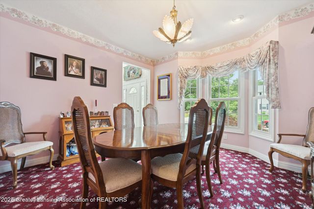 11195 Prestwick Drive, Lansing, MI 48917