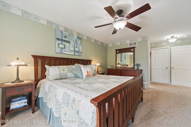 11195 Prestwick Drive, Lansing, MI 48917