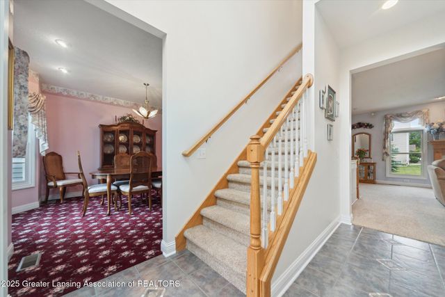 11195 Prestwick Drive, Lansing, MI 48917