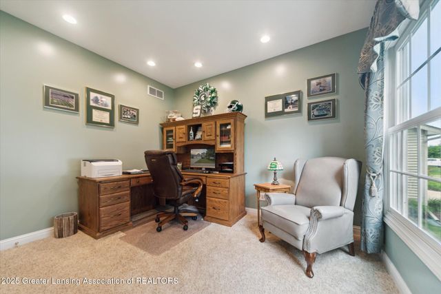 11195 Prestwick Drive, Lansing, MI 48917