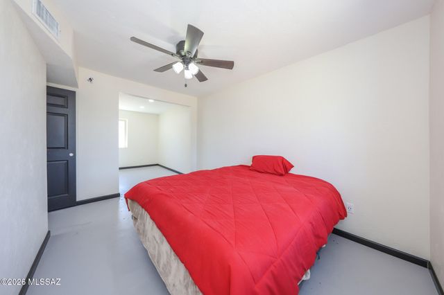3251 S Serena Circle, Tucson, AZ 85730