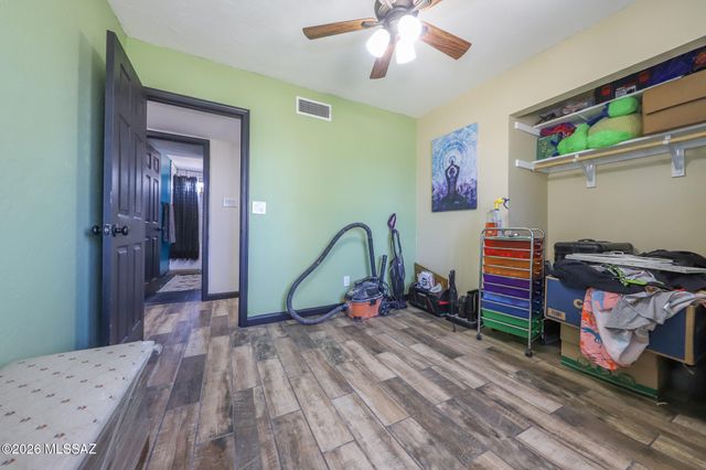 3251 S Serena Circle, Tucson, AZ 85730