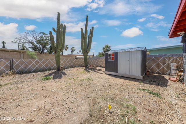3251 S Serena Circle, Tucson, AZ 85730