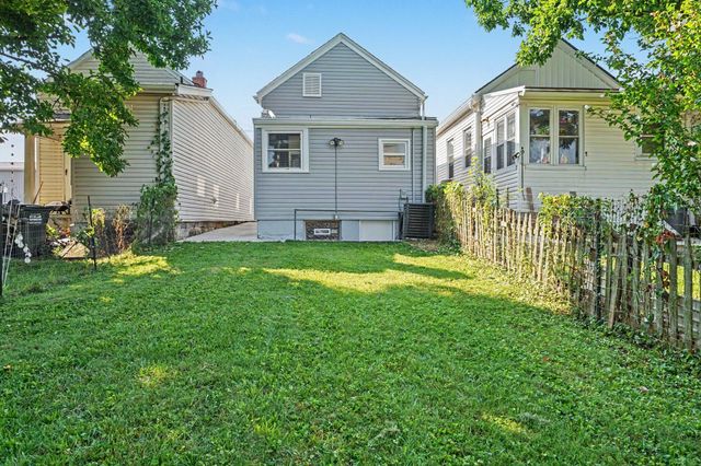 704 W 35th Street W, Covington, KY 41015