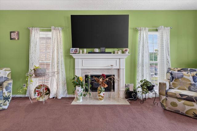 2040 Harvest Ln, Nashville, TN 37218