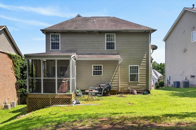 2040 Harvest Ln, Nashville, TN 37218
