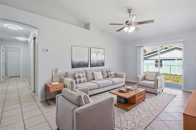 6018 FLORA TERRACE, Apollo Beach, FL 33572