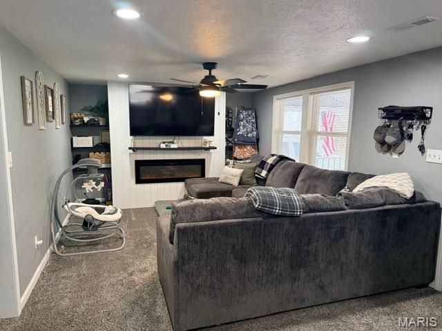 8538 Highway E, Houston, MO 65483