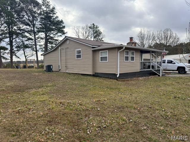 8538 Highway E, Houston, MO 65483