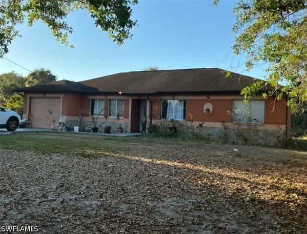 3440 22nd AVE NE, Naples, FL 34120