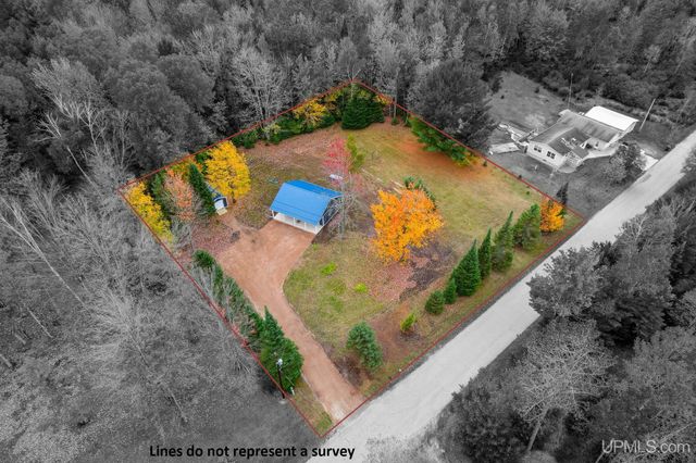 5963 26.5 Lane, Gladstone, MI 49837