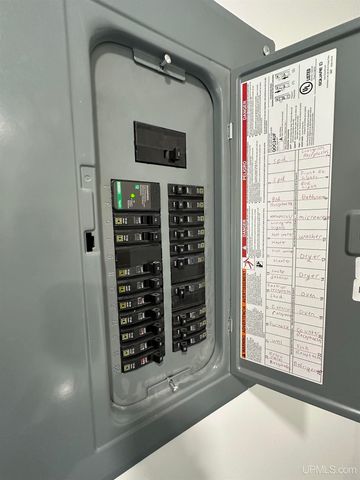 5963 26.5 Lane, Gladstone, MI 49837