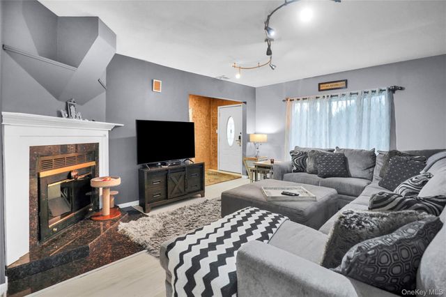 1763 E Berkshire Road, Merrick, NY 11566