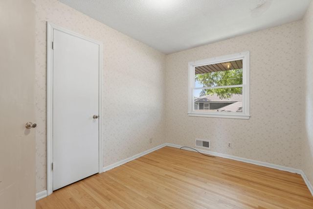 2122 Mesabi Avenue, North Saint Paul, MN 55109