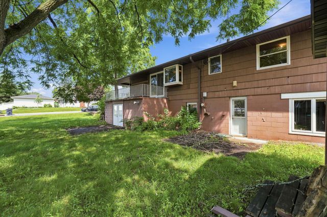 2122 Mesabi Avenue, North Saint Paul, MN 55109