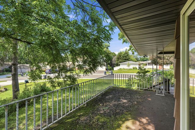2122 Mesabi Avenue, North Saint Paul, MN 55109