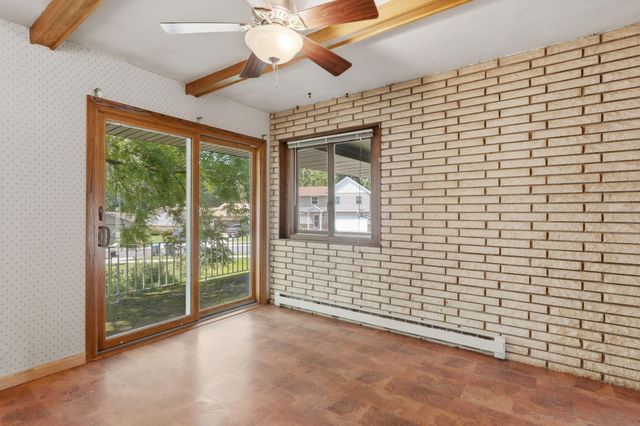 2122 Mesabi Avenue, North Saint Paul, MN 55109