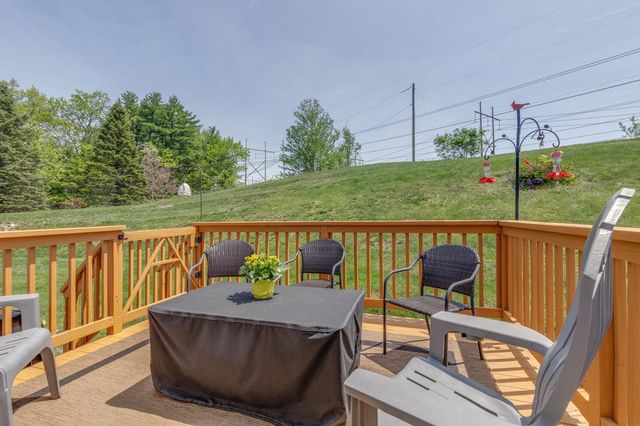 3 South Parrish Drive, Londonderry, NH 03053