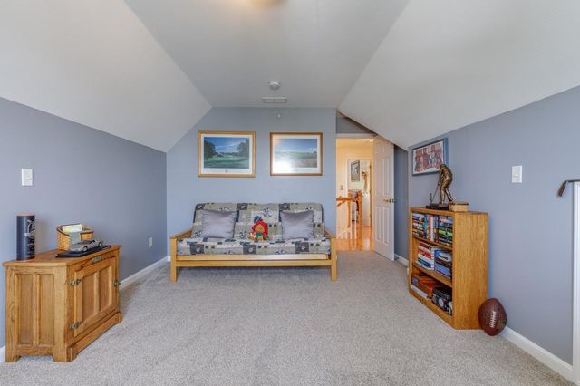 3 South Parrish Drive, Londonderry, NH 03053