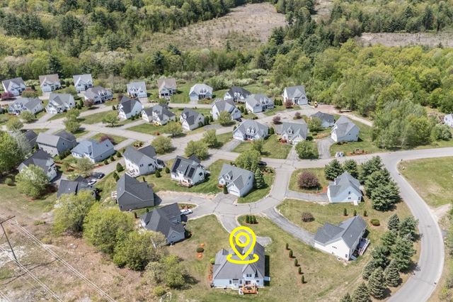 3 South Parrish Drive, Londonderry, NH 03053