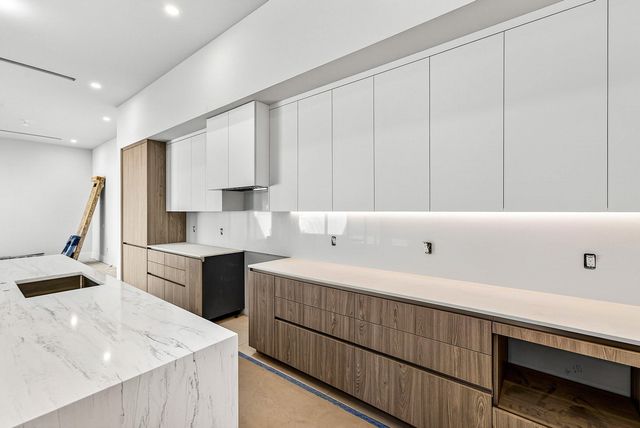 207 SE 5th Street, Delray Beach, FL 33483