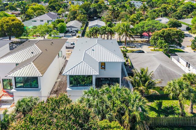 207 SE 5th Street, Delray Beach, FL 33483
