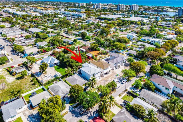 207 SE 5th Street, Delray Beach, FL 33483