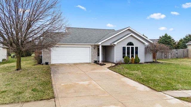 15720 Grand Willow Boulevard, Huntertown, IN 46748