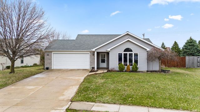15720 Grand Willow Boulevard, Huntertown, IN 46748