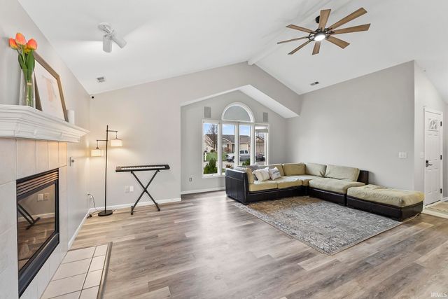 15720 Grand Willow Boulevard, Huntertown, IN 46748