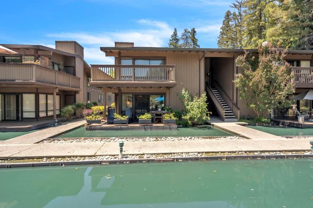 2410 Larkspur Ln #243, Sacramento, CA 95825
