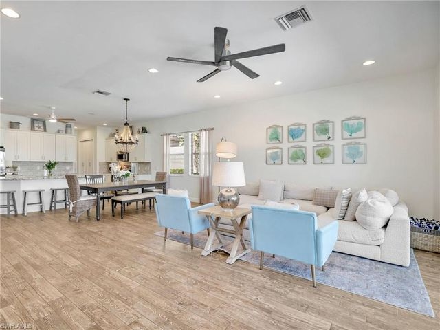 4743 Abaca CIR, Naples, FL 34119