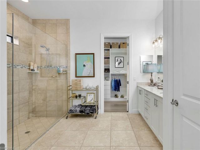 4743 Abaca CIR, Naples, FL 34119