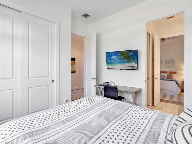 4743 Abaca CIR, Naples, FL 34119