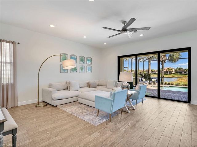 4743 Abaca CIR, Naples, FL 34119