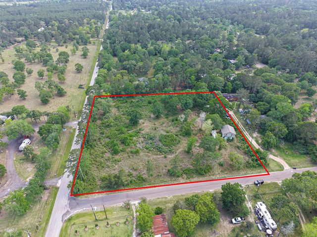 5616 Tall Pine Rd, Navasota, TX 77868