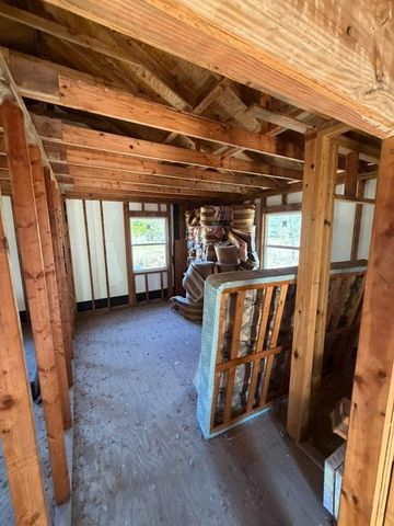 5616 Tall Pine Rd, Navasota, TX 77868