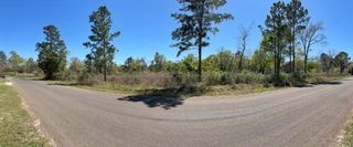 5616 Tall Pine Rd, Navasota, TX 77868
