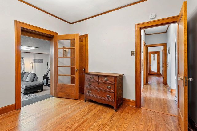 702 MIRA AVENUE, Crivitz, WI 54114