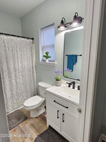 808 N 5th Avenue, Wilmington, NC 28401