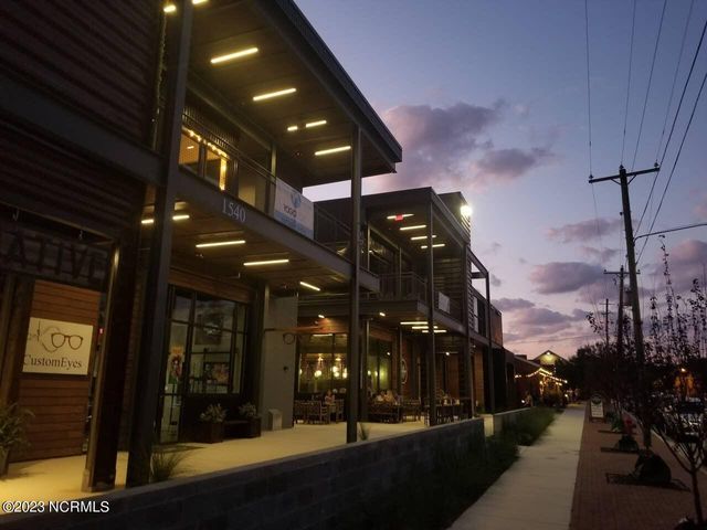 808 N 5th Avenue, Wilmington, NC 28401