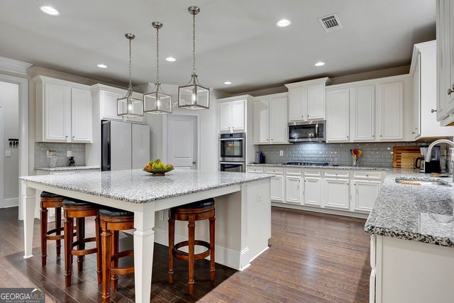 319 Hillgrove Drive, Canton, GA 30114