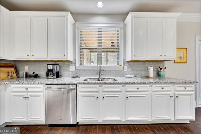 319 Hillgrove Drive, Canton, GA 30114