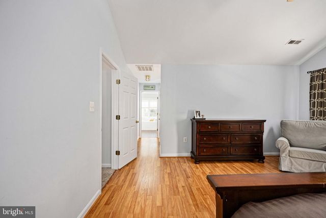 28 RALEIGH LN, Stafford, VA 22554