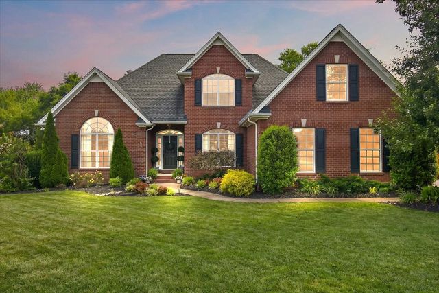 2260 Westwood Dr, Murfreesboro, TN 37130